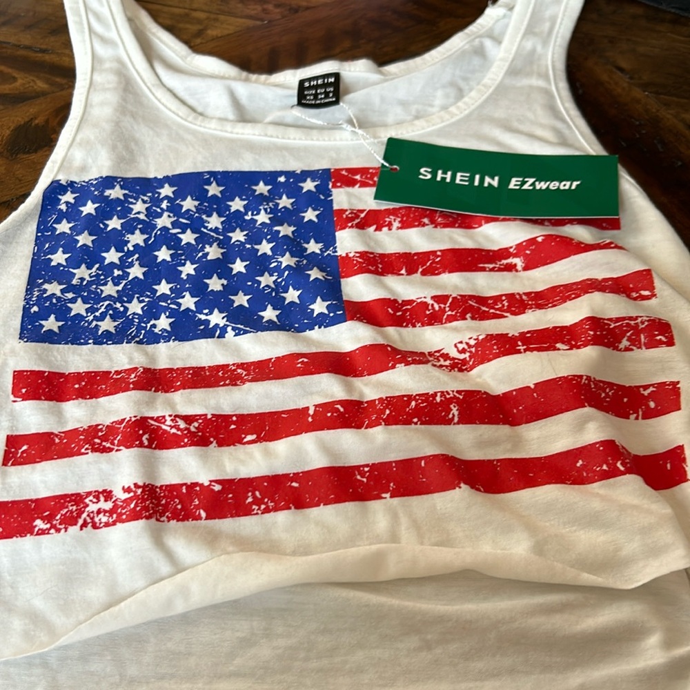 Extra small American flag crop tank new tags lightweight